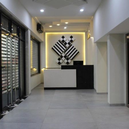 Ixoras Hotel Kinszasa Zewnętrze zdjęcie