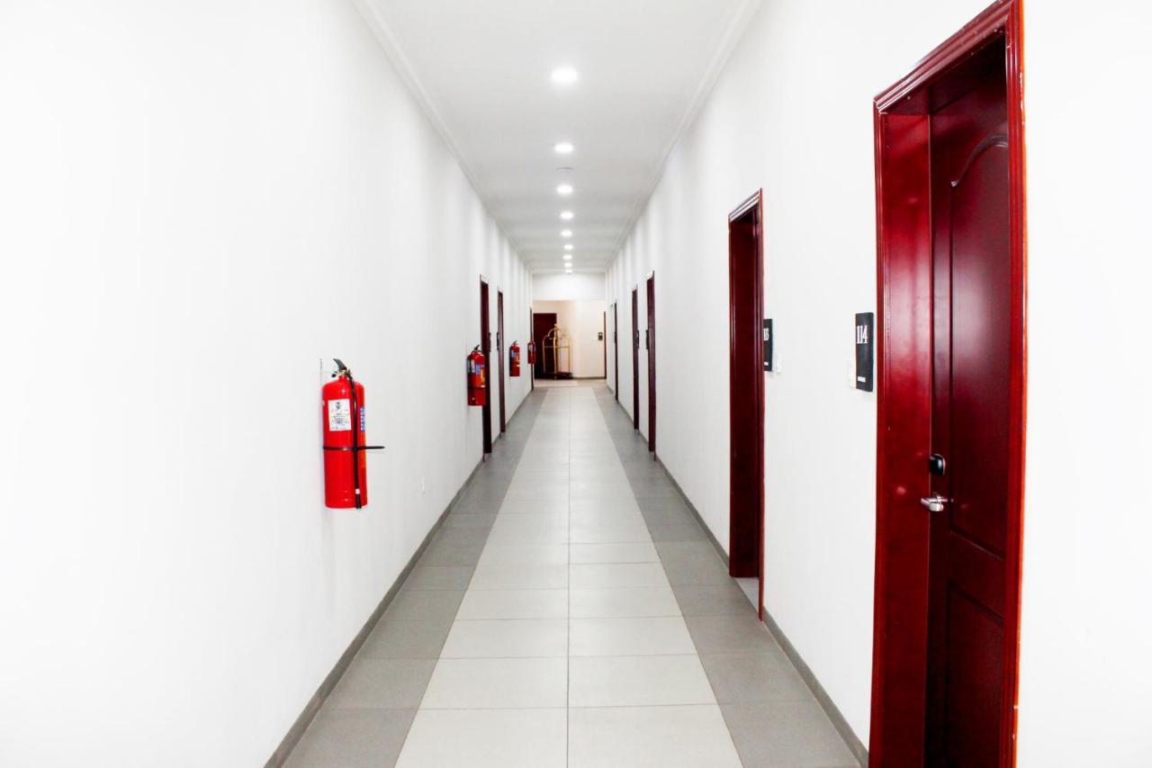Ixoras Hotel Kinszasa Zewnętrze zdjęcie
