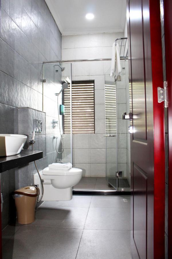 Ixoras Hotel Kinszasa Zewnętrze zdjęcie